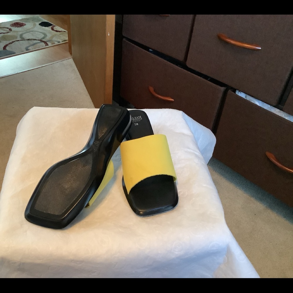 Ladies slides - Picture 7 of 11